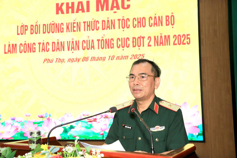 Thiếu tướng Nguyễn Đình Chiêu, Phó Chính ủy Tổng cục Hậu cần-Kỹ thuật phát biểu khai mạc. z7086742158921-edb15da397df020c1250bf3a65b464db.jpg