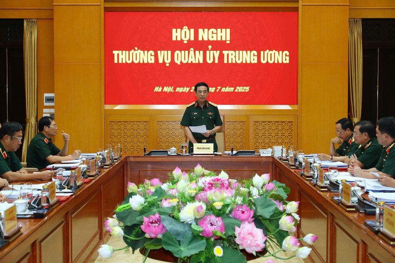 Toàn cảnh cuộc họp. z6826218129864-5945179a1dd80d2f5129abc09dac102b.jpg