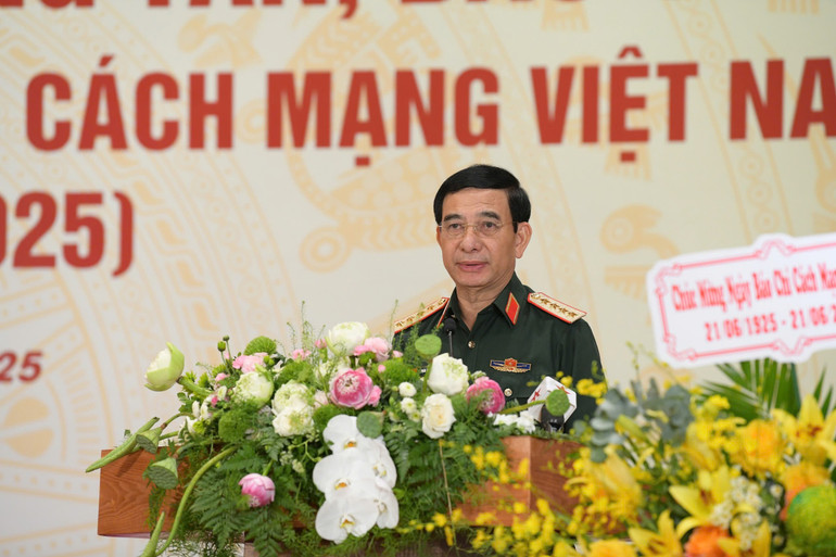 Đại tướng Phan Văn Giang, Ủy viên Bộ Chính trị, Phó Bí thư Quân ủy Trung ương, Bộ trưởng Quốc phòng gửi lời chúc mừng tới lãnh đạo các cơ quan thông tấn, báo chí; các nhà báo nhân kỷ niệm 100 năm Ngày Báo chí Cách mạng Việt Nam. img-20250619-211520.jpg