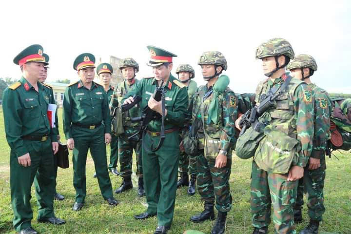 Thiếu tướng Lê Ngọc Hải, Tư lệnh Quân khu 5 thăm, kiểm tra lực lượng làm nhiệm vụ sẵn sàng chiến đấu z6916098675679-6305bfe82a440cb5770ca60437172cc8.jpg