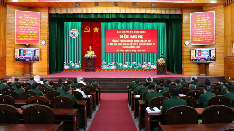 Toàn cảnh hội nghị. img-1753770866571-1753774755401-4523.jpg