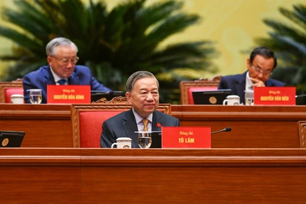 Tổng Bí thư Tô Lâm dự phiên thảo luận ở hội trường chiều 21/1.