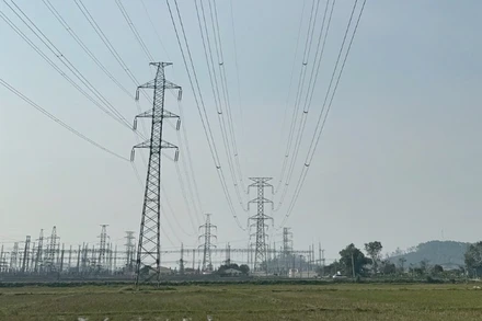 Dự án Đường dây 220kV Tương Dương-Đô Lương đã được đóng điện thành công.
