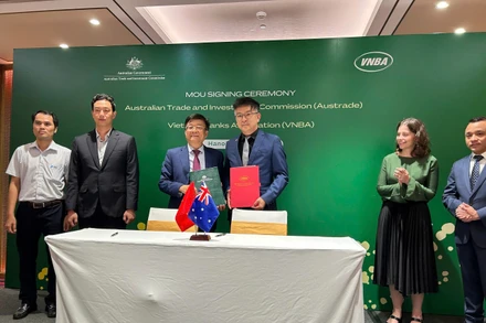 Cơ quan Thương mại và Đầu tư Chính phủ Australia (Austrade) đã ký Biên bản ghi nhớ với Hiệp hội Ngân hàng Việt Nam. (Ảnh: HẢI YẾN)