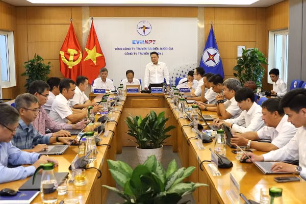 Toàn cảnh Hội nghị phối hợp vận hành hệ thống điện miền nam quý II/2026.