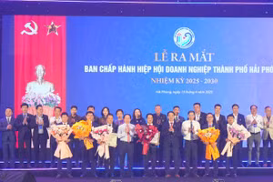 Ra mắt Ban Chấp hành Hiệp hội doanh nghiệp thành phố Hải Phòng nhiệm kỳ 2025-2030.