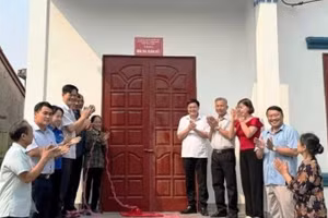 Ảnh minh họa: Khánh thành nhà Đại đoàn kết cho gia đình chính sách tại xã Kim Thành (Hải Phòng). (Ảnh: HÀ VY)