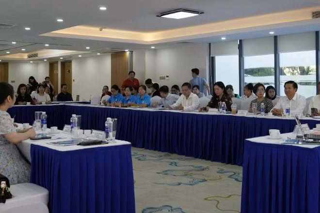 Quang cảnh hội nghị. (Ảnh: LÊ ĐÌNH THÌN) 