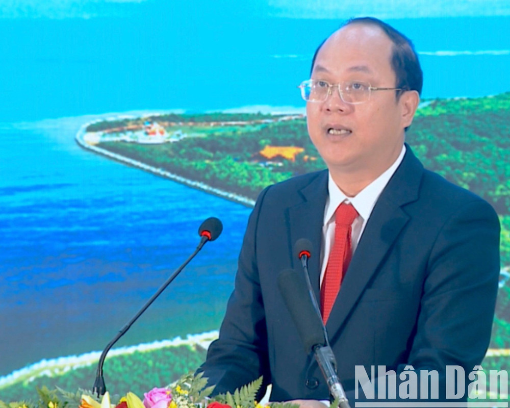 Tân Bí thư Tỉnh ủy Cà Mau (sau hợp nhất) Nguyễn Hồ Hải phát biểu tiếp nhận nhiệm vụ mới tại lễ công bố. hop-nhat-5-2884.jpg