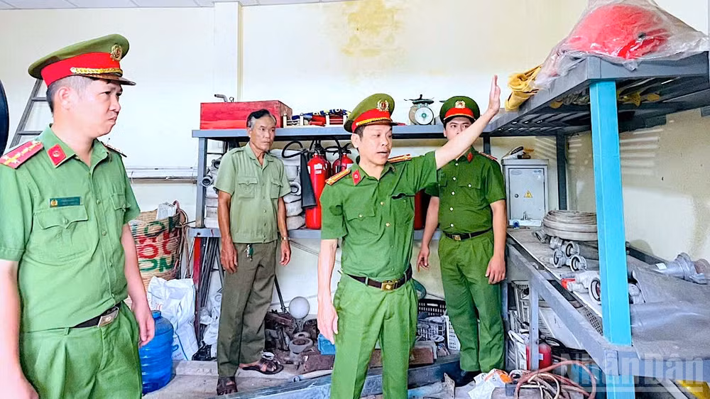 ndo_br_anh-6-2189-2463.jpg
