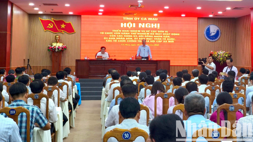 Quang cảnh hội nghị. sap-xep-3-1344.jpg