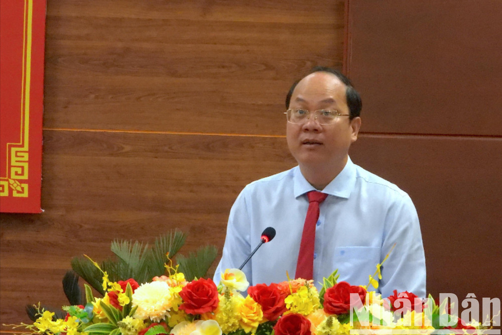Bí thư Tỉnh ủy Cà Mau Nguyễn Hồ Hải phát biểu chỉ đạo tại kỳ họp vào sáng 1/7. thieu-2-1352.jpg