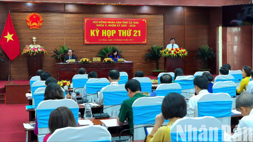 Hội đồng nhân dân tỉnh Cà Mau họp kỳ cuối cùng vào chiều 24/6 trước khi hợp nhất với Hội đồng nhân dân tỉnh Bạc Liêu để chính thức đi vào hoạt động từ ngày 1/7/2025. hoi-dong-1-6125.jpg