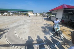 Công an tỉnh Bình Định tổ chức trở lại kỳ thi sát hạch lái xe cho người dân.