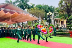 Buổi lễ diễn ra trong không khí tôn nghiêm, trang trọng.