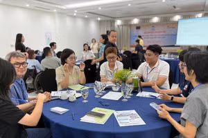 Hội thảo chuyên đề “Ngôn từ và Góc máy: Thực hành truyền thông tiếp cận từ nội dung đến hình ảnh” được tổ chức tại Hà Nội. (Ảnh: HÀ NHUNG)