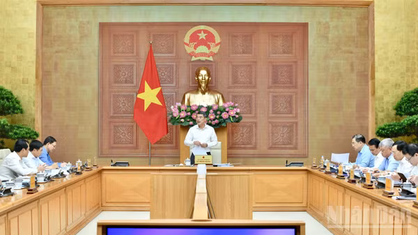 Thủ tướng Chính phủ Lê Minh Hưng chủ trì cuộc làm việc với Bộ Nông nghiệp và Môi trường. (Ảnh: Thanh Giang)