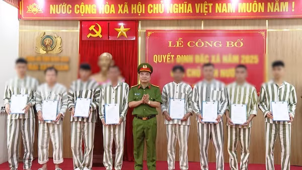 Tổ chức tha người được đặc xá theo Quyết định của Chủ tịch nước vào ngày 01/6/2026. (Ảnh: VGP)