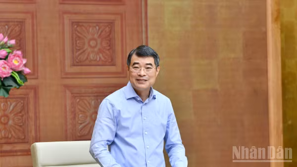 Thủ tướng Chính phủ Lê Minh Hưng phát biểu ý kiến chỉ đạo tại cuộc làm việc với Bộ Văn hóa, Thể thao và Du lịch. (Ảnh: Thanh Giang)