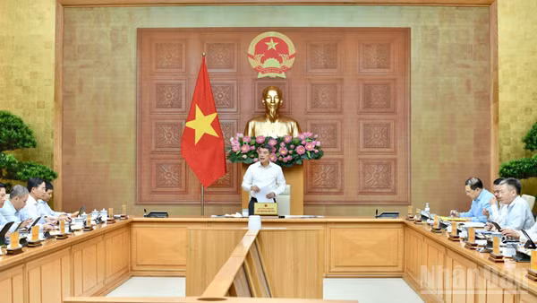 Thủ tướng Chính phủ Lê Minh Hưng chủ trì cuộc làm việc với Bộ Nông nghiệp và Môi trường. (Ảnh: THANH GIANG)