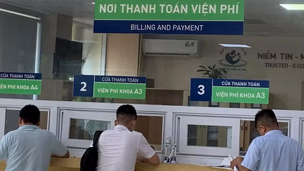 Các chi phí khám, chữa bệnh bảo hiểm y tế vượt dự toán giai đoạn năm 2018-2022 được thanh toán từ nguồn dự phòng của Quỹ bảo hiểm y tế. (Ảnh: VGP)