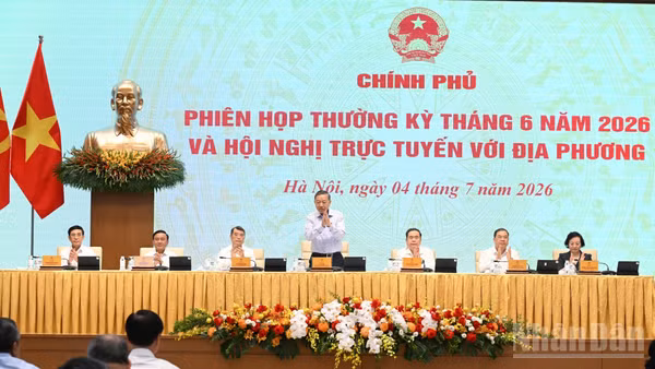 Tổng Bí thư, Chủ tịch nước Tô Lâm dự và chỉ đạo Phiên họp Chính phủ thường kỳ tháng 6 và Hội nghị trực tuyến với địa phương. (Ảnh: TRẦN HẢI)