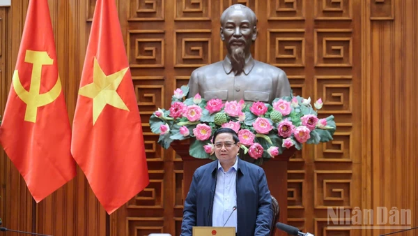 Thủ tướng Chính phủ Phạm Minh Chính kết luận cuộc họp. (Ảnh: Trần Hải)