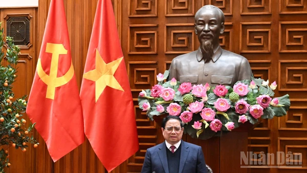 Thủ tướng Chính phủ Phạm Minh Chính phát biểu ý kiến kết luận Phiên họp thứ năm Ban Chỉ đạo xây dựng nhà máy điện hạt nhân. (Ảnh: Trần Hải)