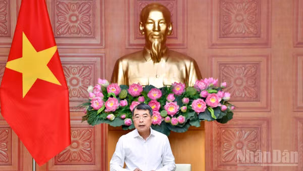 Thủ tướng Chính phủ Lê Minh Hưng chủ trì cuộc làm việc với Bộ Ngoại giao. (Ảnh: Thanh Giang)