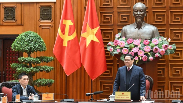 Thủ tướng Chính phủ Phạm Minh Chính chủ trì Phiên họp lần thứ hai của Ban Chỉ đạo của Chính phủ về quản lý, điều hành kinh tế vĩ mô. (Ảnh: TRẦN HẢI)