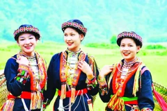 Nét hoa văn trên trang phục của đồng bào Dao xã Lâm Thượng, tỉnh Lào Cai.