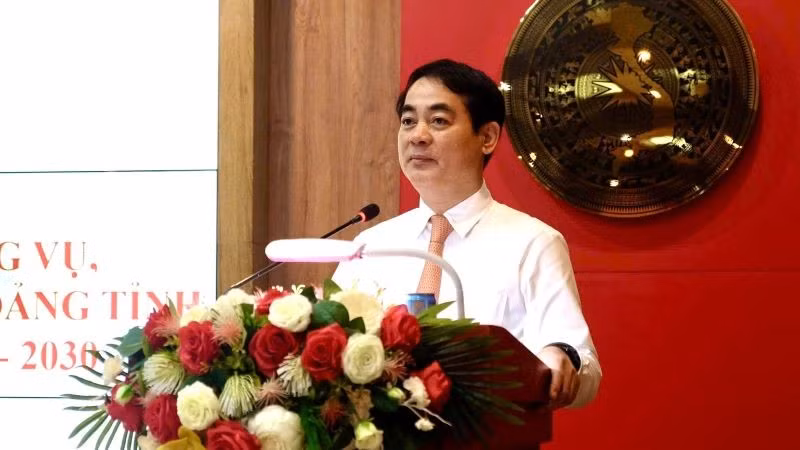 Bí thư Tỉnh ủy Khánh Hòa Nghiêm Xuân Thành phát biểu tại hội nghị.