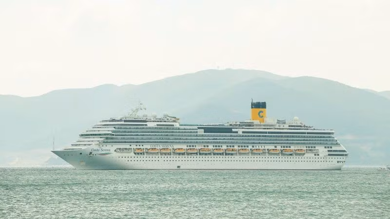 Costa Serena là chuyến tàu biển quốc tế đầu tiên nhập cảnh cảng Nha Trang năm 2026.