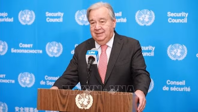 Tổng Thư ký Liên hợp quốc Antonio Guterres phát biểu tại cuộc họp báo ở New York, Mỹ. (Ảnh: THX/TTXVN)