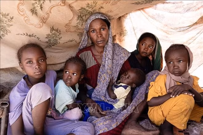 Người dân tị nạn tại Bắc Darfur, Sudan. (Ảnh: THX/TTXVN)