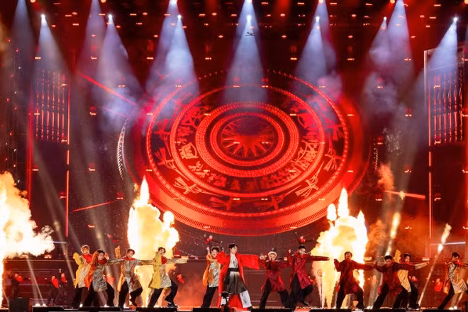 Dàn Tân binh trình diễn tự tin trong một concert quy mô lớn như Y concert. (Ảnh: YeaH1)