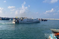 Các tàu cao tốc tạm ngưng hoạt động.