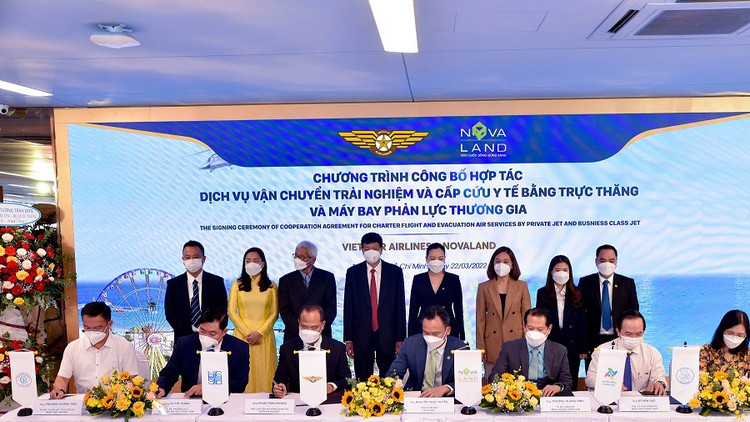 Novaland không ngừng hợp tác với các đối tác hàng đầu như Vietstar Airlines để hoàn thiện dịch vụ và mang đến cho khách hàng những trải nghiệm tốt nhất.

