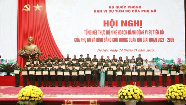 Biểu dương các tập thể đạt thành tích xuất sắc trong công tác Vì sự tiến bộ của phụ nữ và bình đẳng giới giai đoạn 2021-2025.