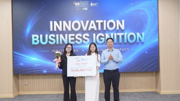 Giải Nhất cuộc thi được trao tặng Dự án WeMom: Nền tảng công nghệ hỗ trợ chăm sóc sức khỏe sinh sản cho phụ nữ. 