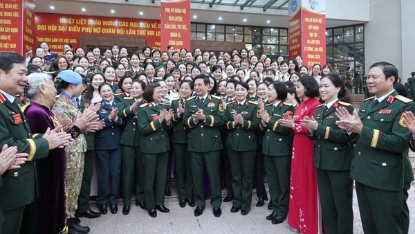 Đại tướng Phan Văn Giang và các đại biểu dự Đại hội. 