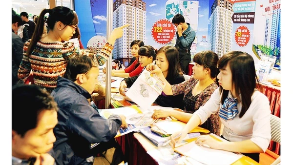 Tăng nguồn cung nhà ở xã hội là giải pháp quan trọng để thị trường phát triển lành mạnh. (Ảnh: NAM NGUYỄN)