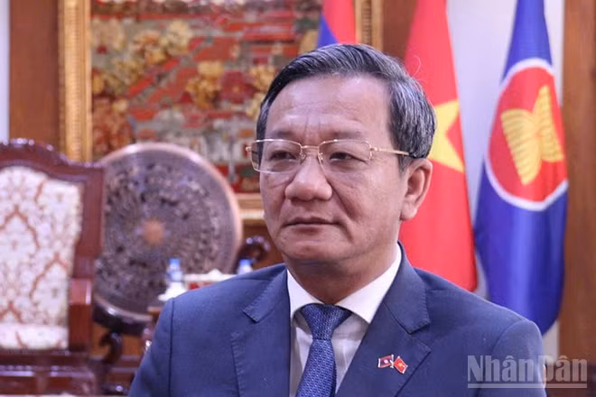 Đại sứ Việt Nam tại Lào Nguyễn Minh Tâm. (Ảnh: DUY TOÀN)