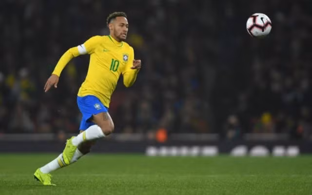 Không còn là đội trưởng tuyển quốc gia nhưng chắc chắn Neymar vẫn đóng vai trò cực kỳ quan trọng trên hàng công của Brazil ở Copa America sắp tới. (Ảnh: Getty Images)
