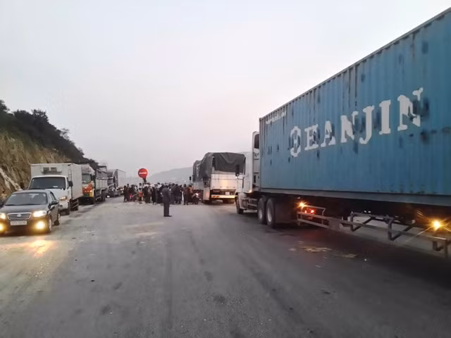 Khởi tố vụ án “Gây rối trật tự công cộng” tại khu vực Đèo Con