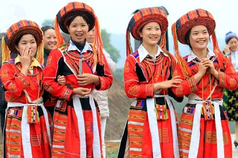 Tìm hiểu trang phục dân tộc ê đê - Vẻ đẹp truyền thống VN