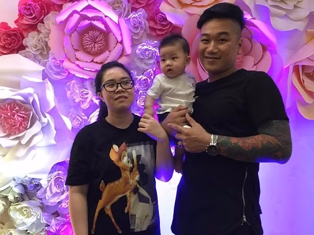 Một cặp vợ chồng vô sinh, hiếm muộn đã có một bé trai kháu khỉnh. 