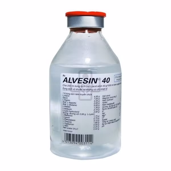Bệnh nhân có biểu hiện sốc phản vệ khi truyền đạm Alvesin được 10 phút. 