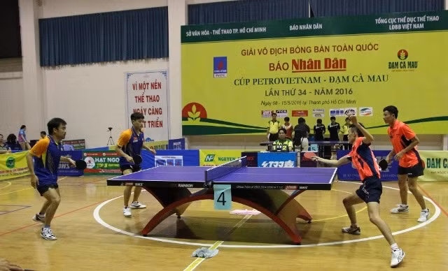 Trận đấu với nhiều pha bóng hay giữa hai đội Quân đội và CLB T&T.