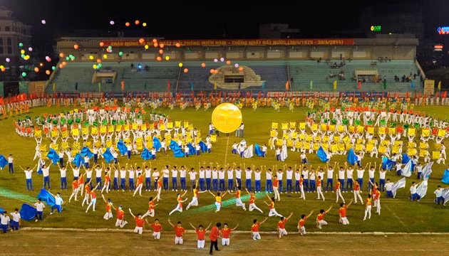 Quang cảnh lễ khai mạc.